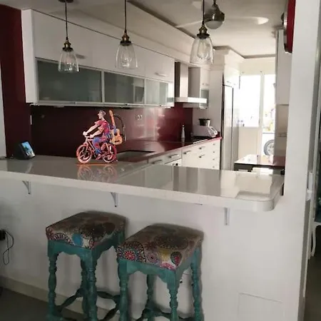 Preciosa Casa De Lujo Con Piscina-150m De La Playa Дом отдыха